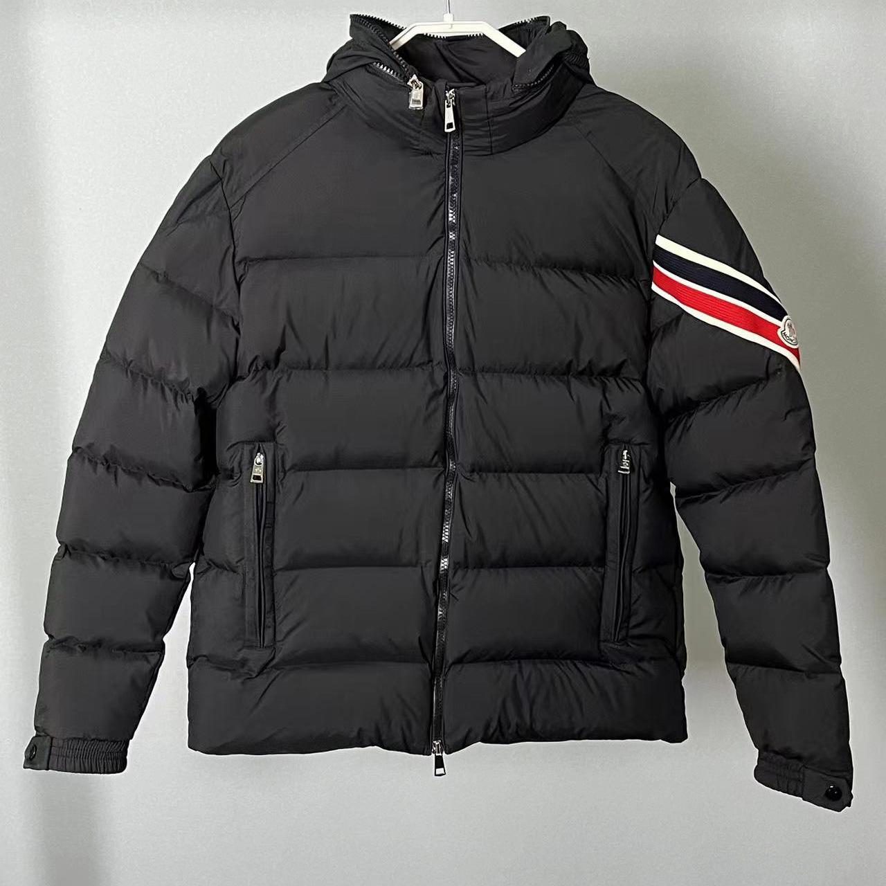 Moncler Solayan Short Down Jacket - DopestKickz