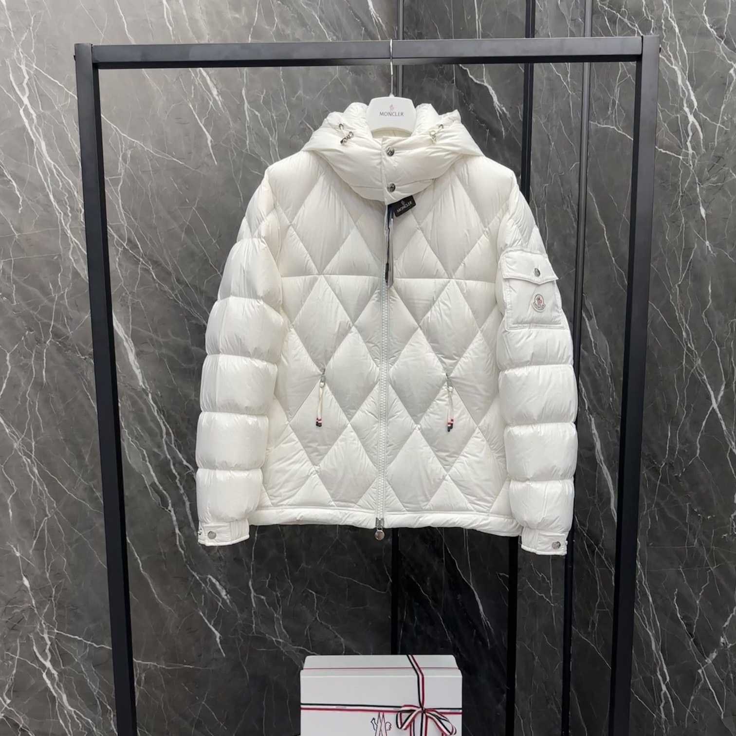 Moncler Averole Short Down Jacket - DopestKickz