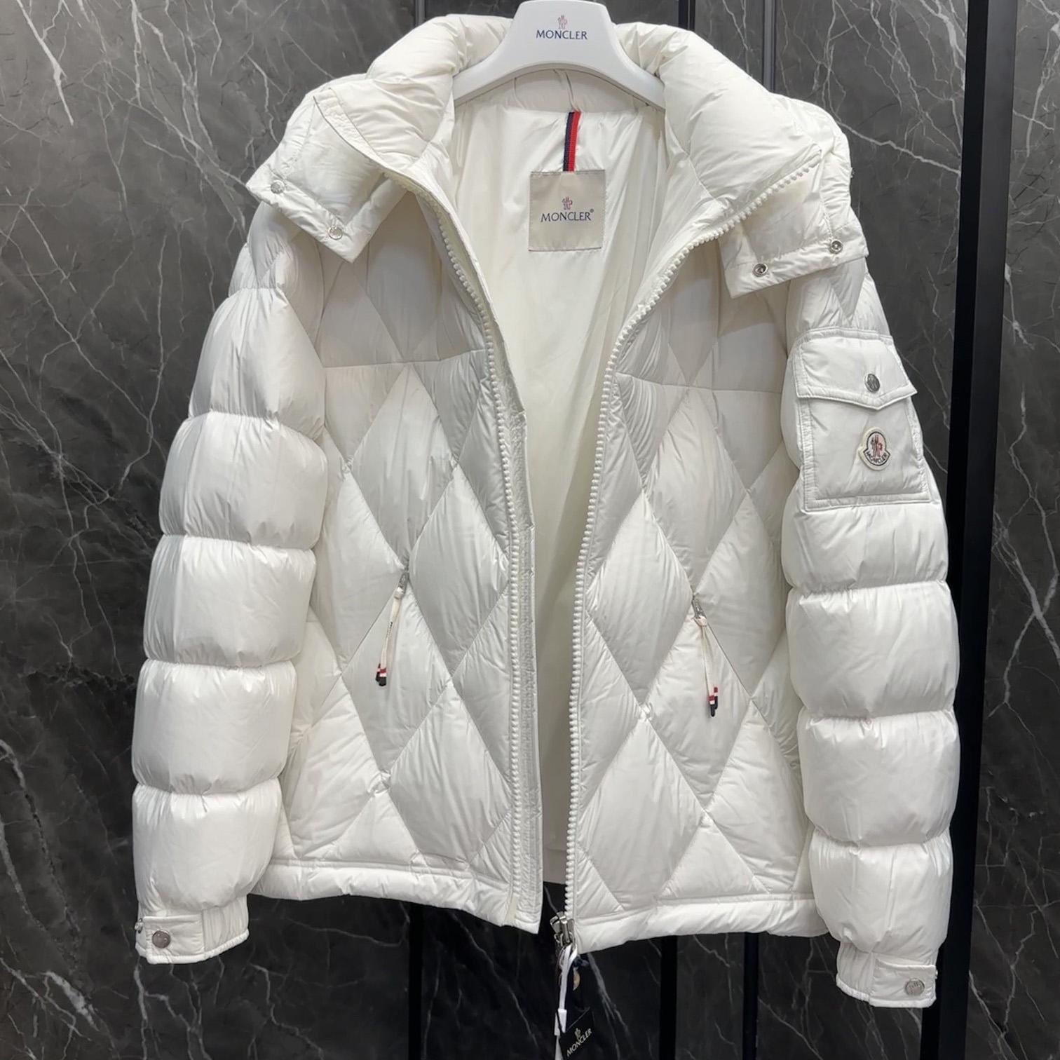 Moncler Averole Short Down Jacket - DopestKickz