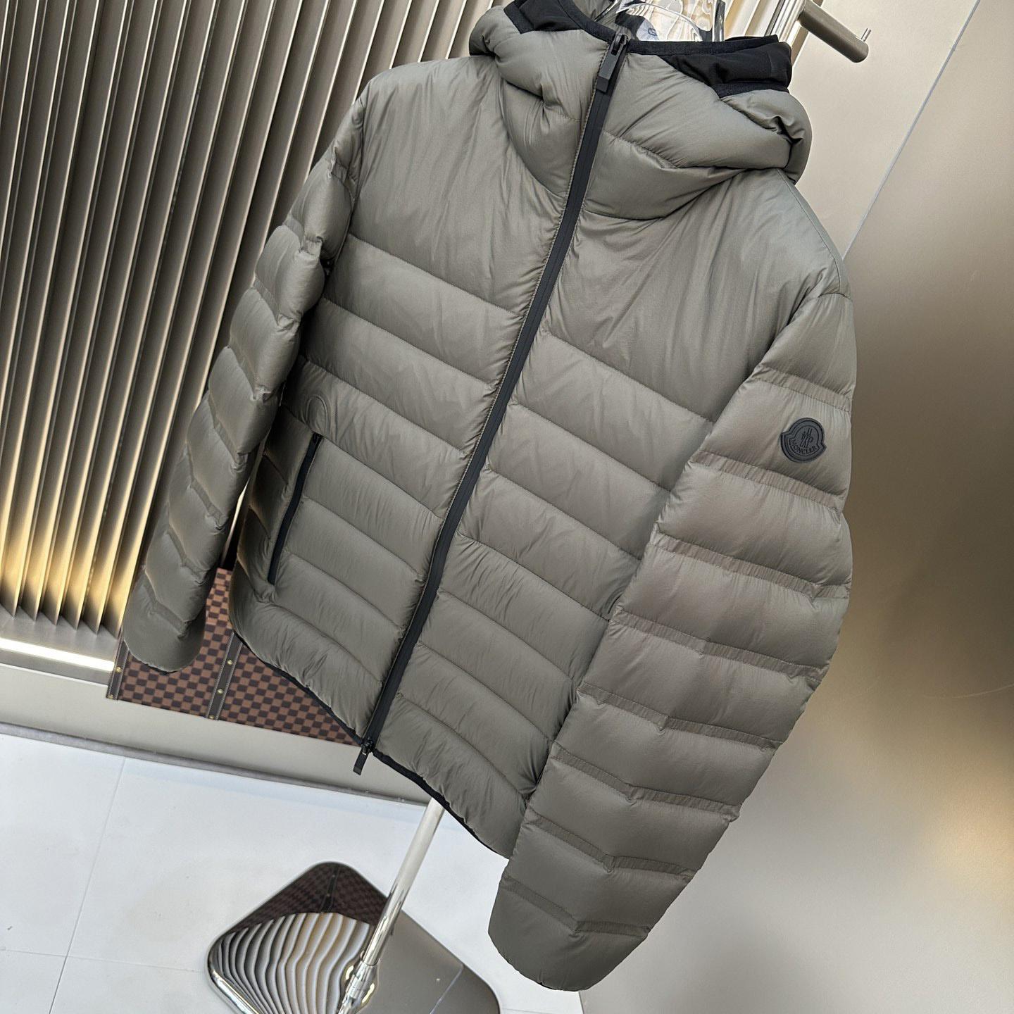 Moncler Hooded Puffer Jacket - DopestKickz