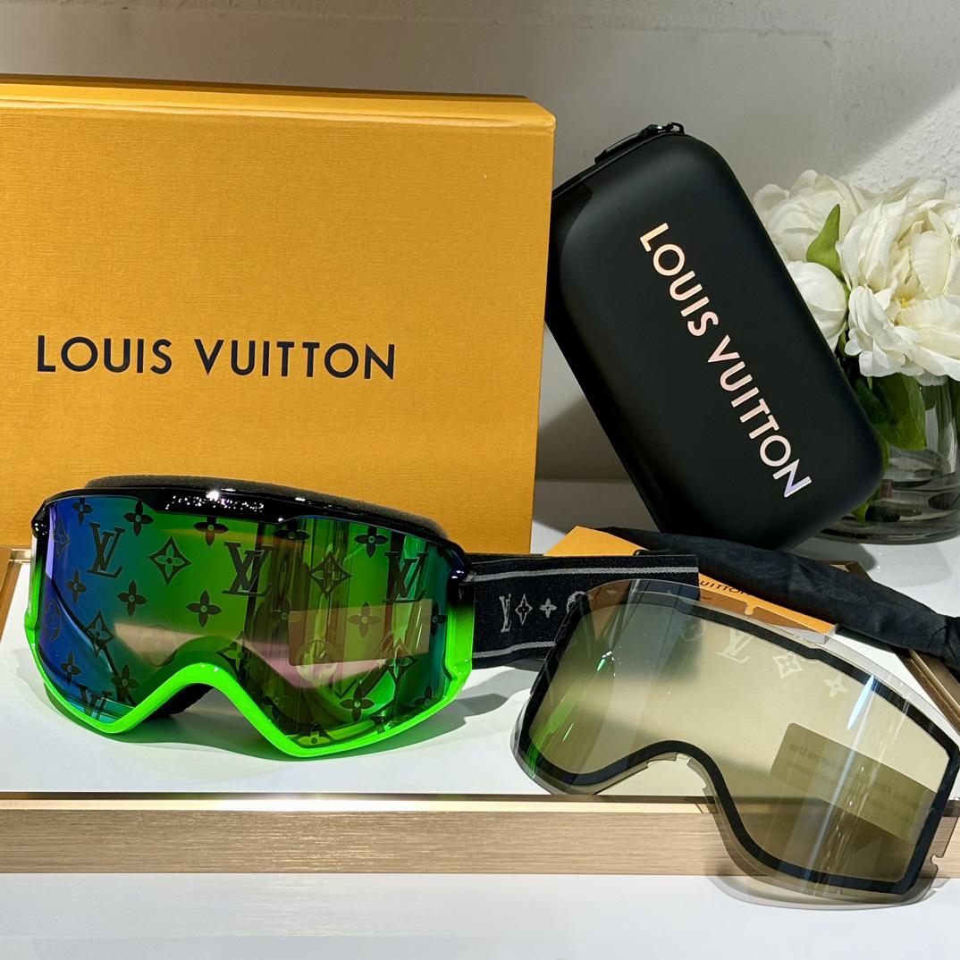 Louis Vuitton LV Snow Mask     - DopestKickz