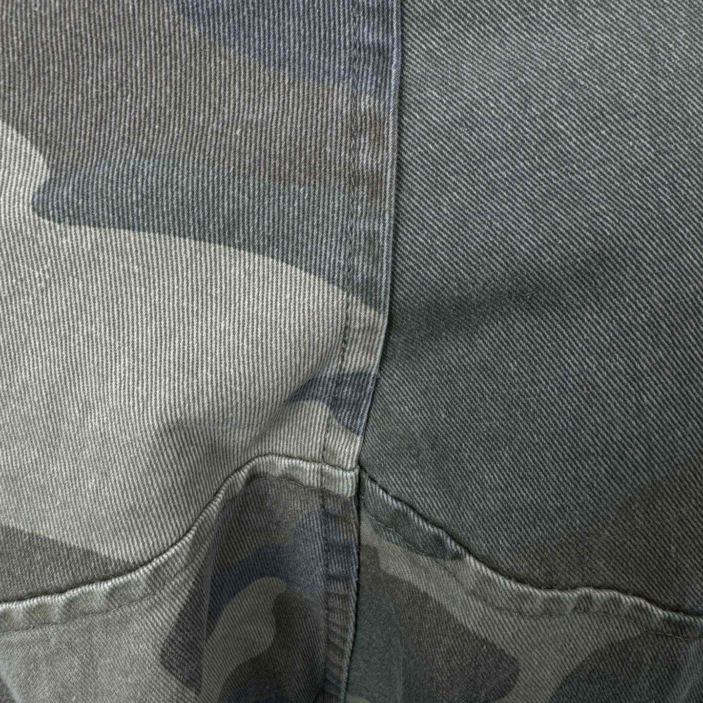 Vujade Jeans      - DopestKickz