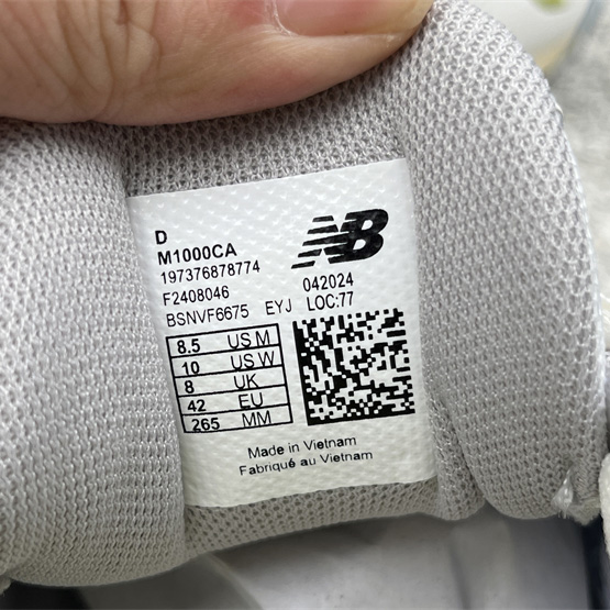 New Balance NB 1000 Sneakers      M1000CA  - DopestKickz