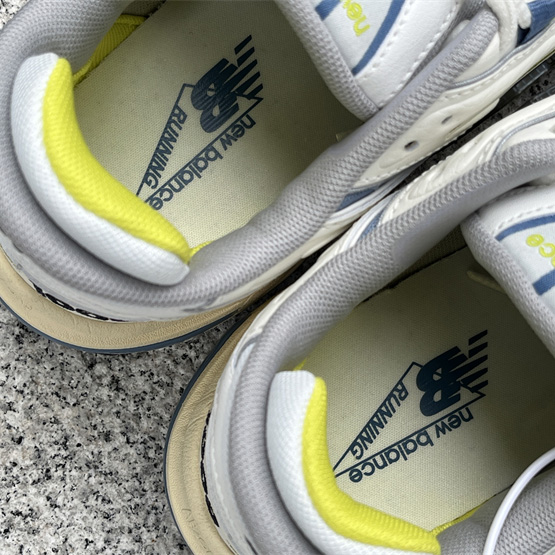 New Balance NB 1000 Sneakers      M1000CA  - DopestKickz