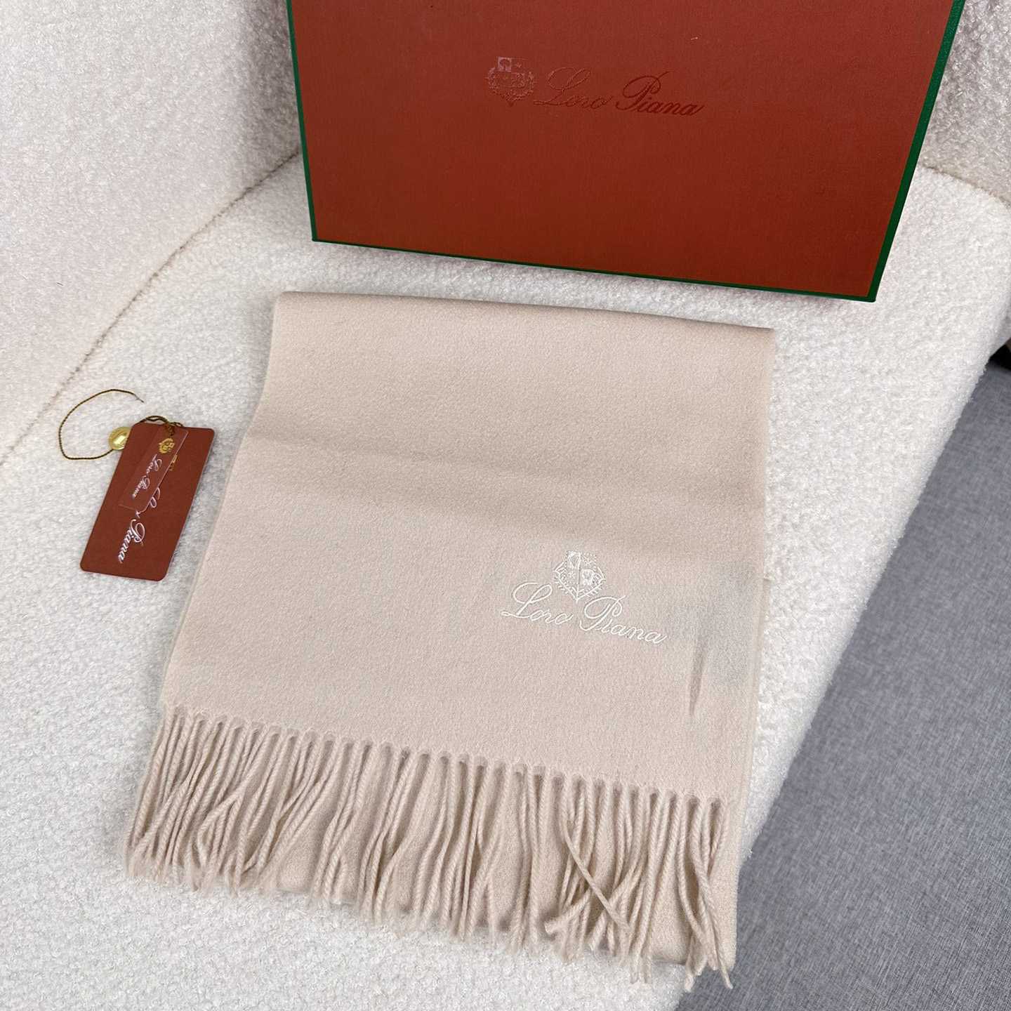 Loro Piana Grande Unita Scarf - DopestKickz