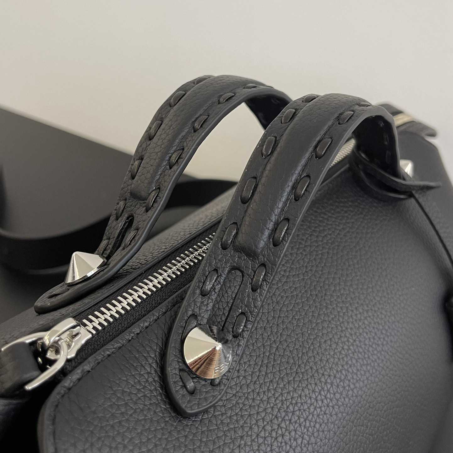 Fendi By The Way Selleria Medium Selleria Bag With 192 Hand-sewn Topstitches - DopestKickz