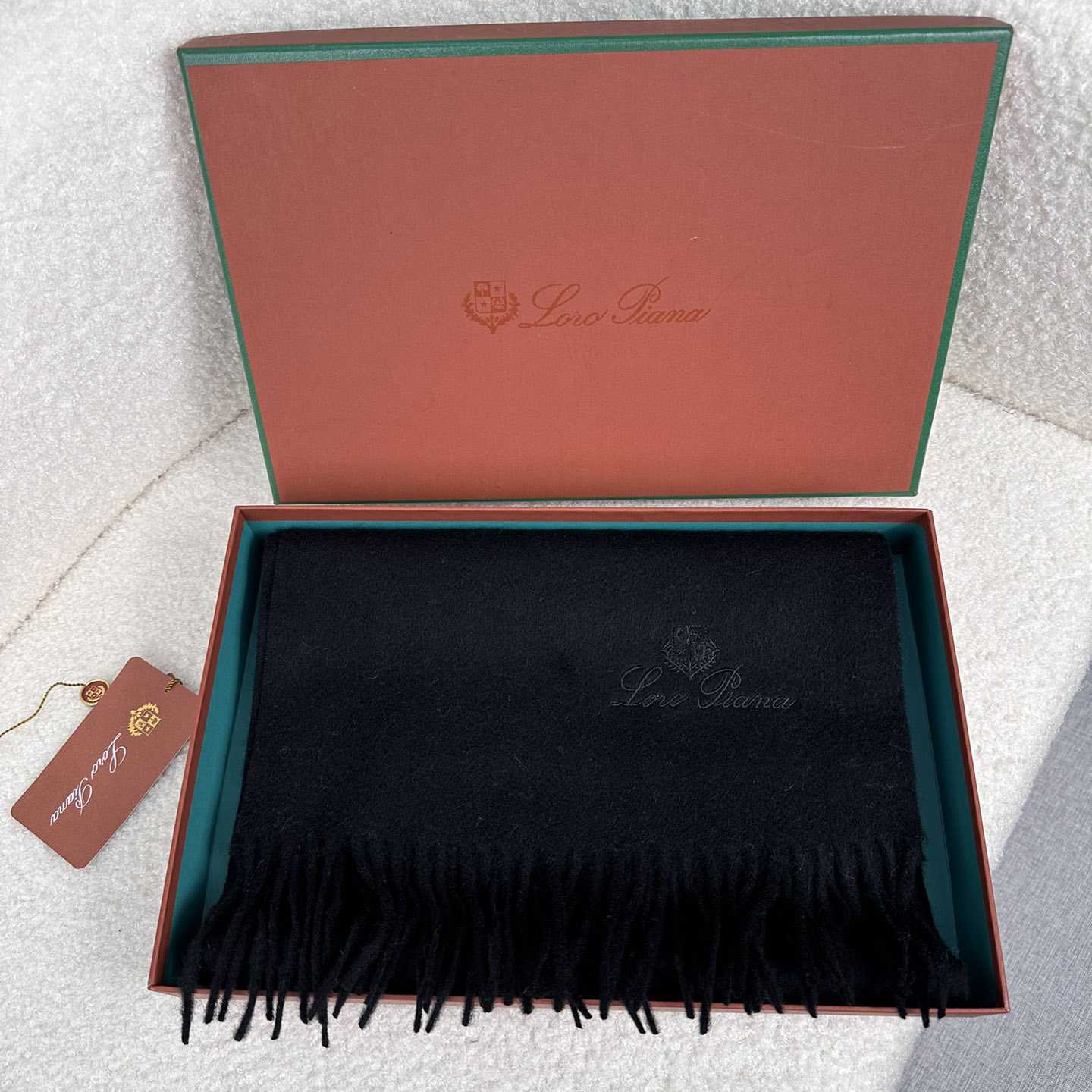Loro Piana Grande Unita Scarf - DopestKickz
