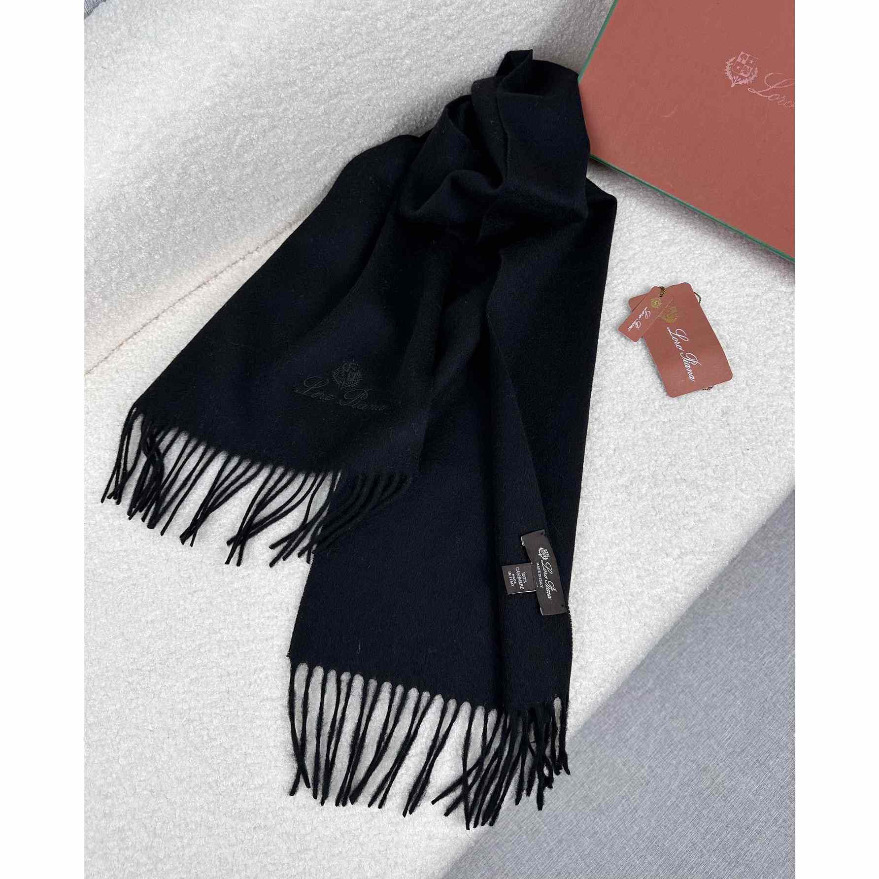 Loro Piana Grande Unita Scarf - DopestKickz