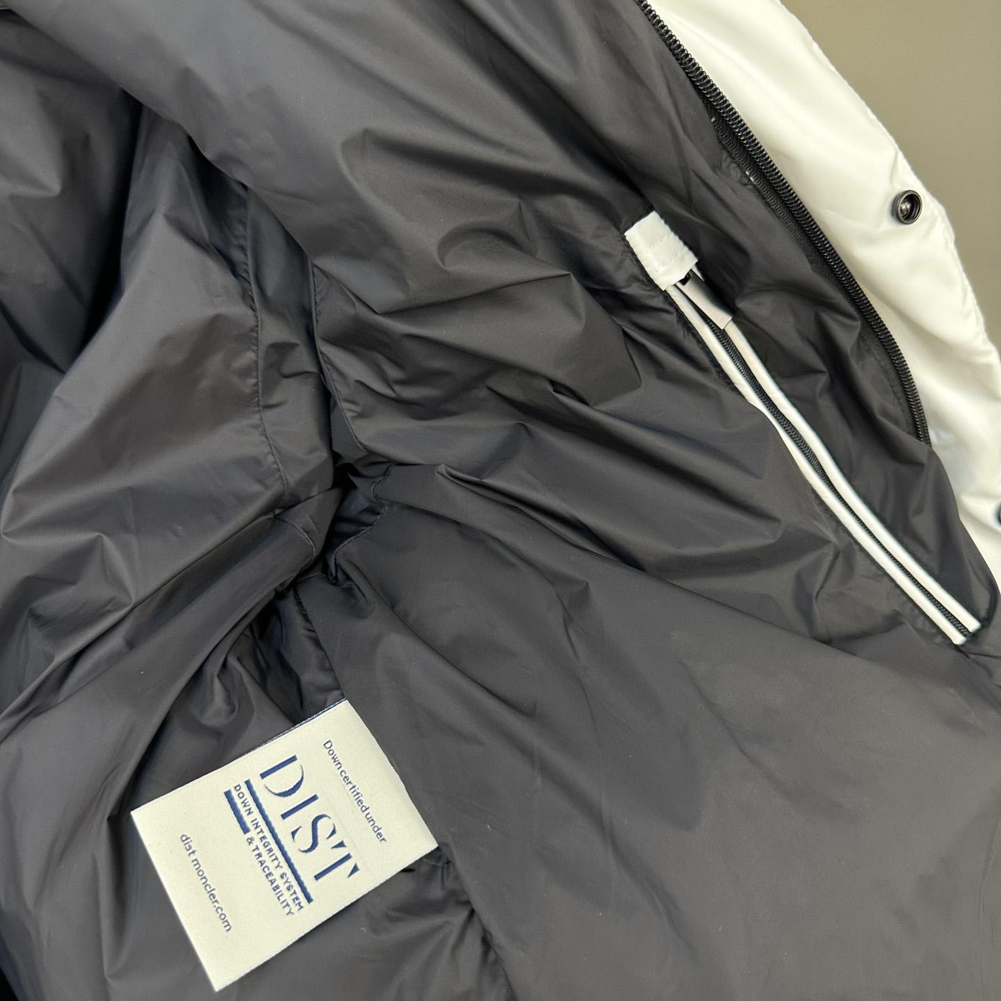 Moncler Jarama Hooded Puffer Jacket - DopestKickz