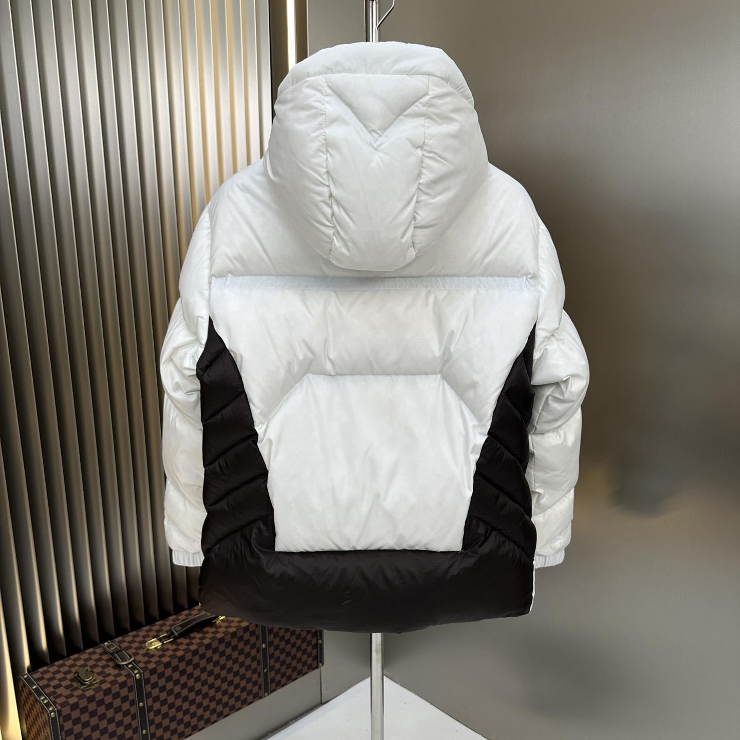 Moncler Jarama Hooded Puffer Jacket - DopestKickz