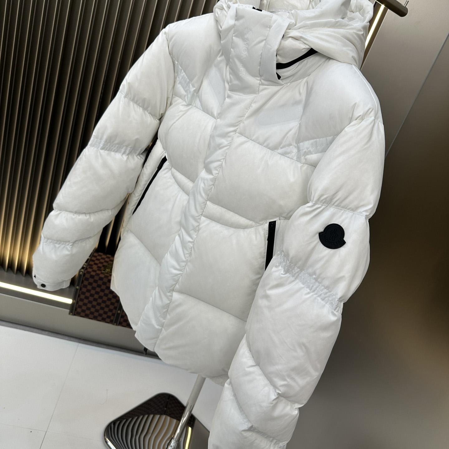Moncler Jarama Hooded Puffer Jacket - DopestKickz