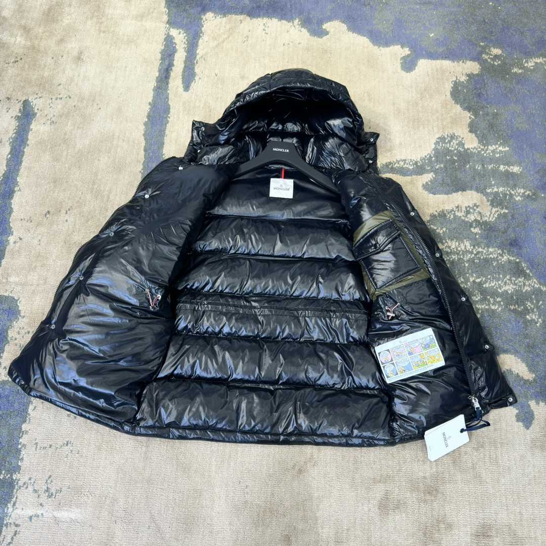 Moncler Chiablese Short Down Jacket  - DopestKickz