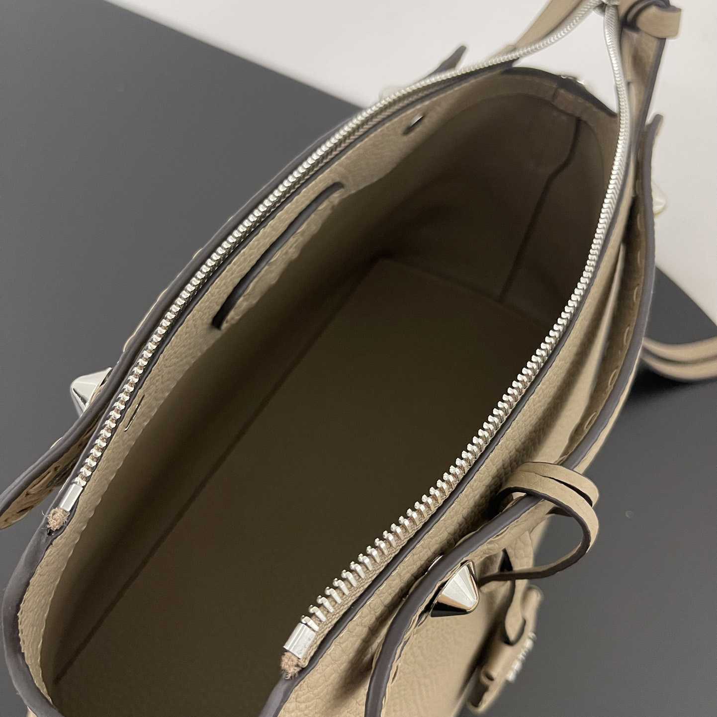 Fendi By The Way Selleria Medium Selleria Bag With 192 Hand-sewn Topstitches - DopestKickz