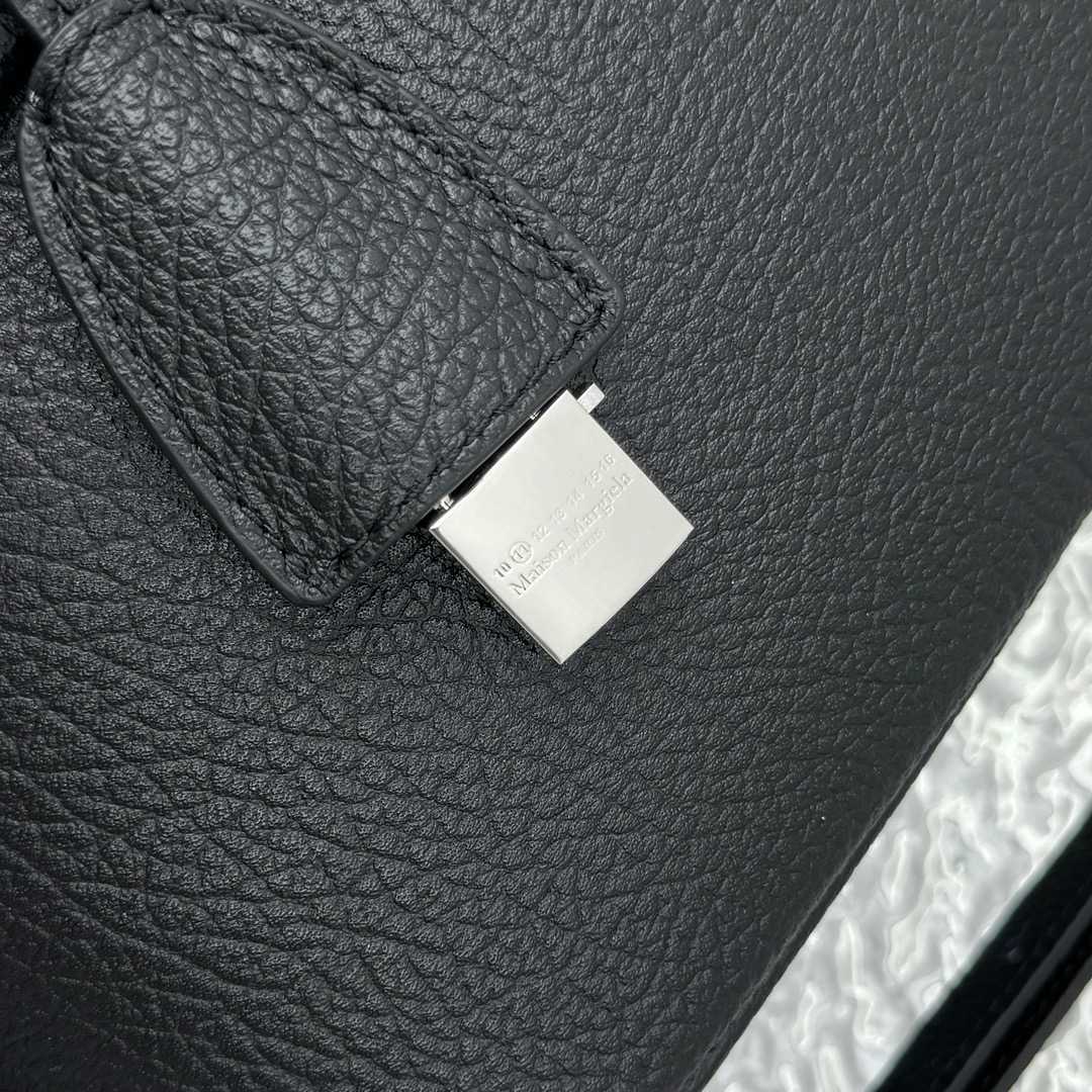 Maison Margiela Micro 5AC Classique Top-handle Bag （26x24x13cm） - DopestKickz