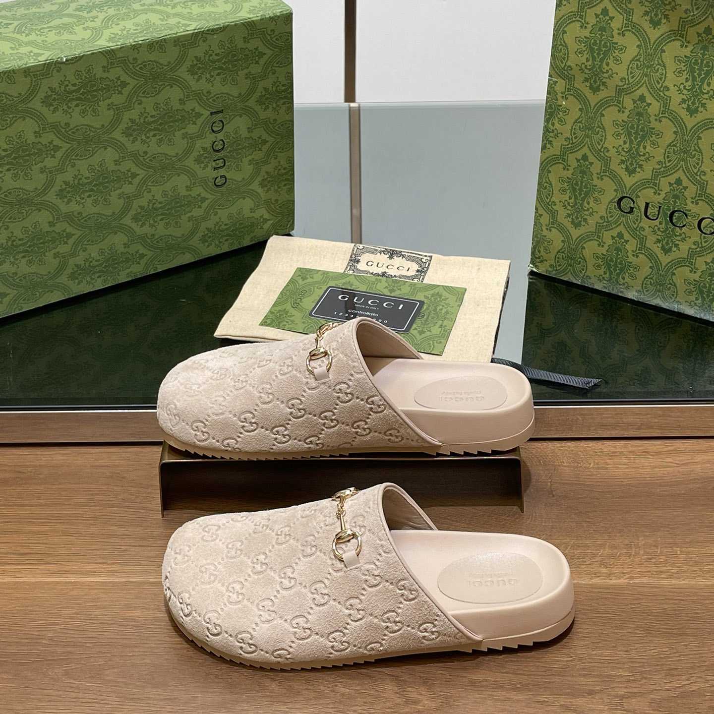 Gucci Women's Horsebit Slipper - DopestKickz