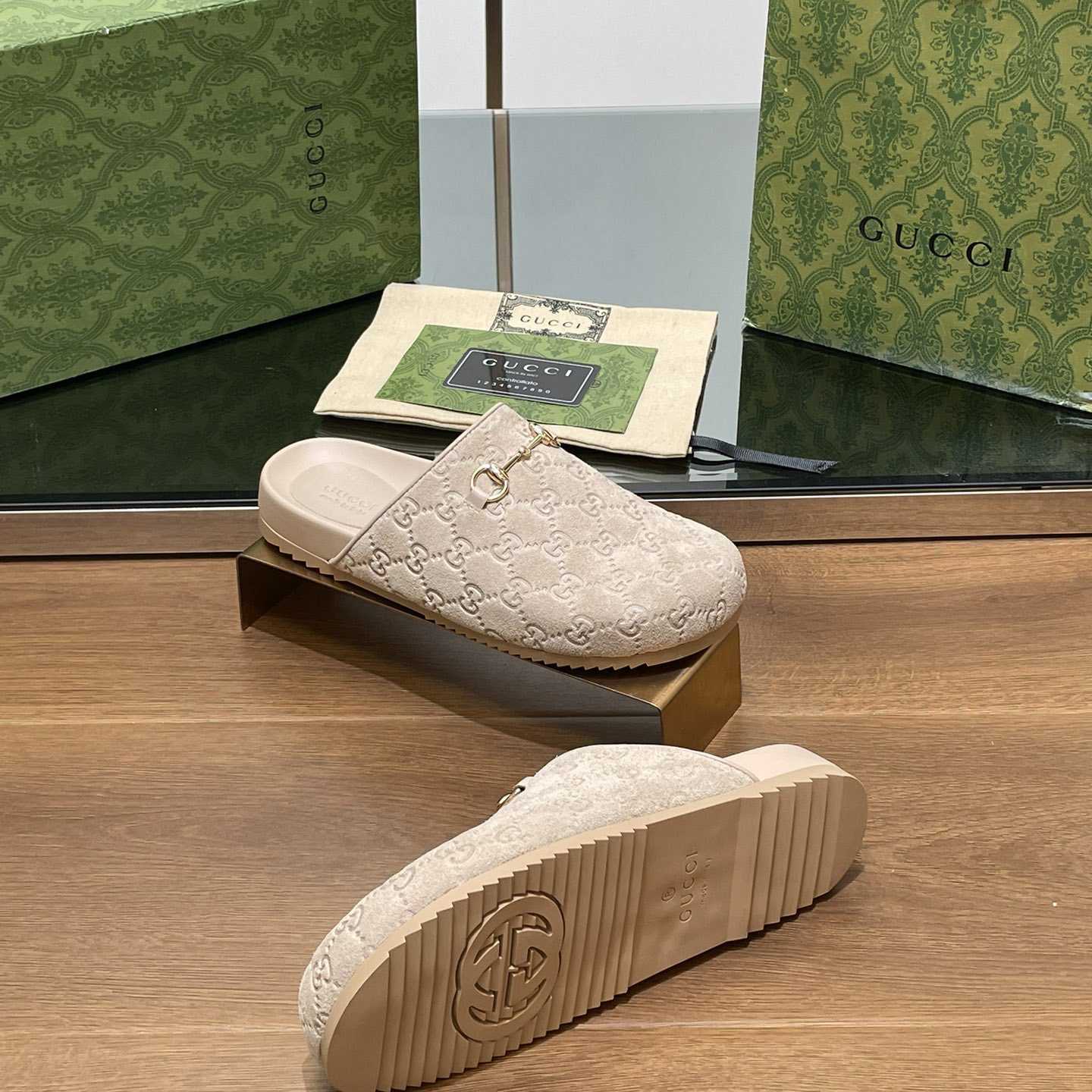 Gucci Women's Horsebit Slipper - DopestKickz