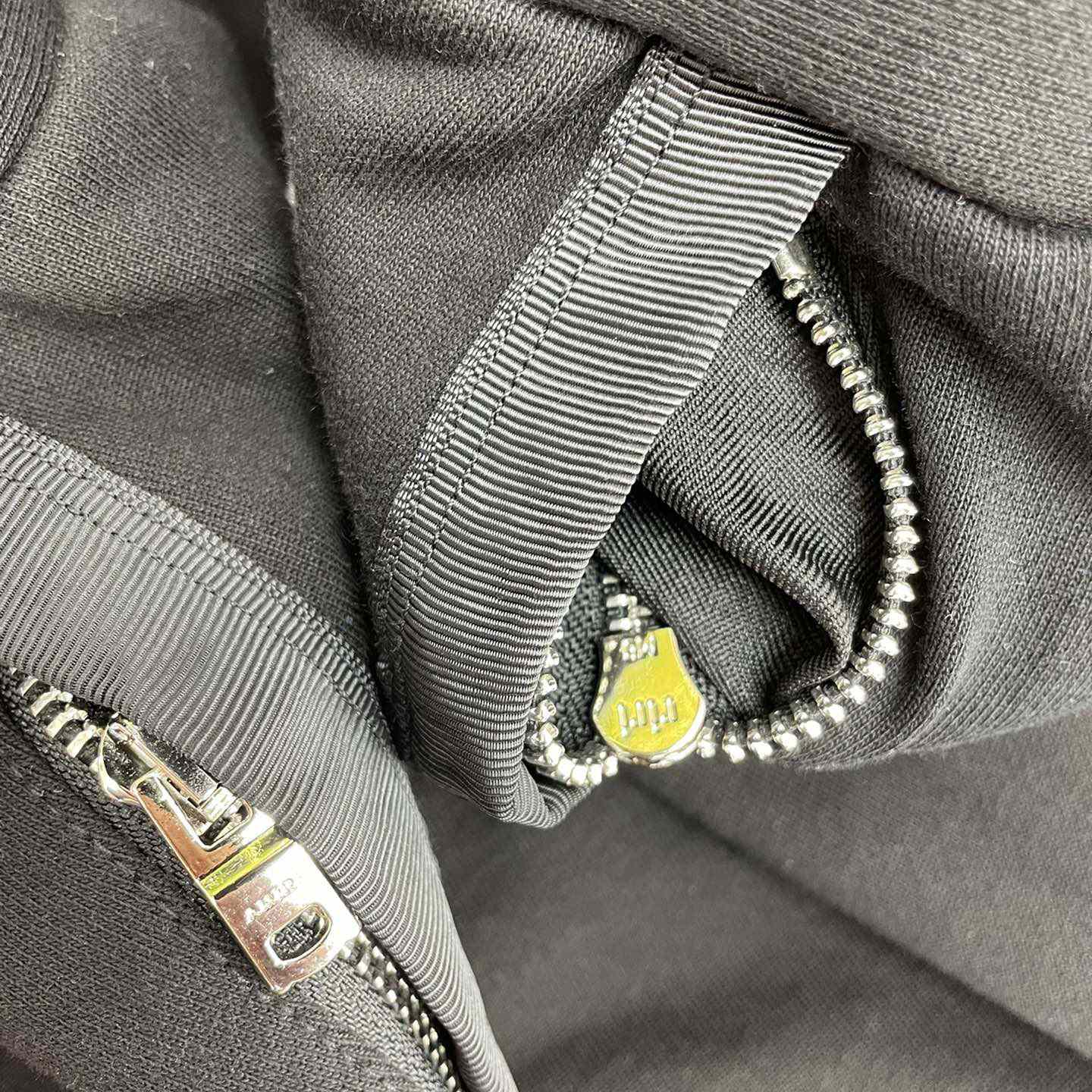 Amiri Sweatpants   x08 - DopestKickz