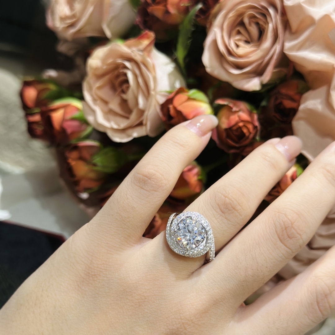 Cartier Ring - DopestKickz