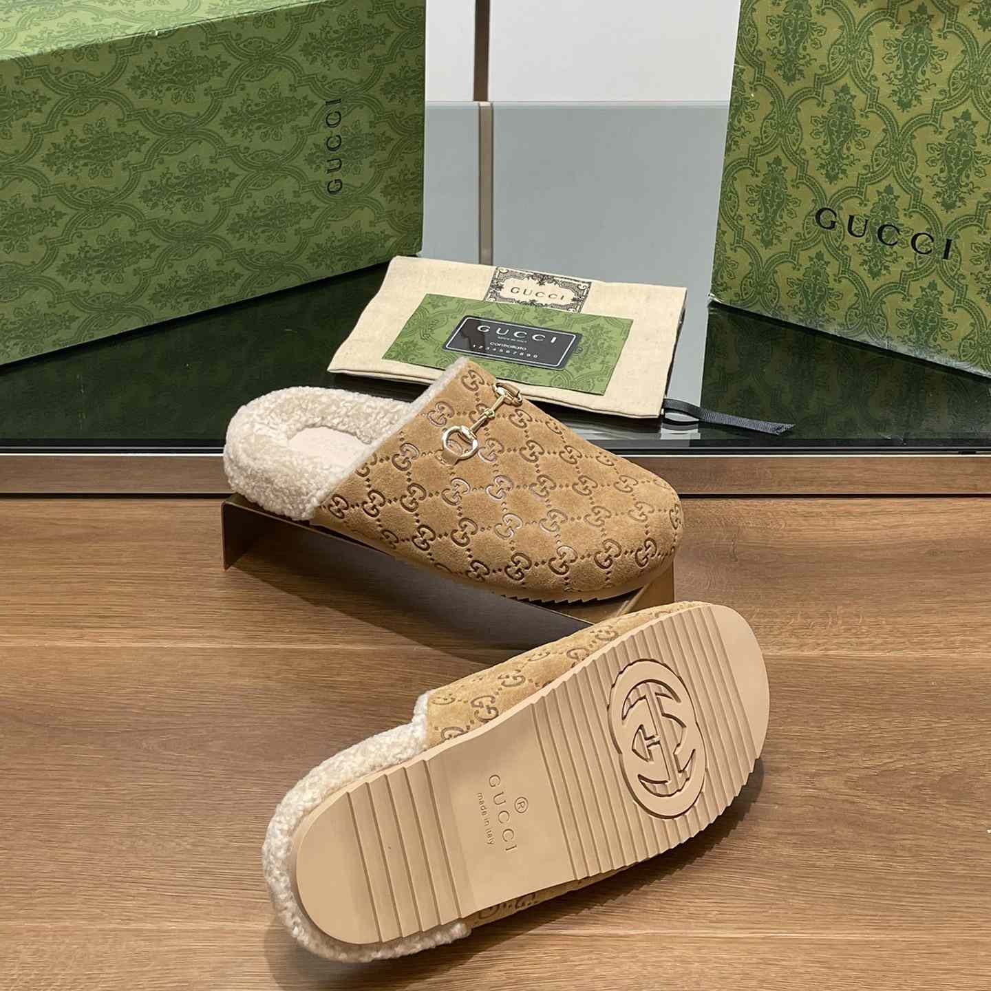 Gucci Women's Horsebit Mule - DopestKickz