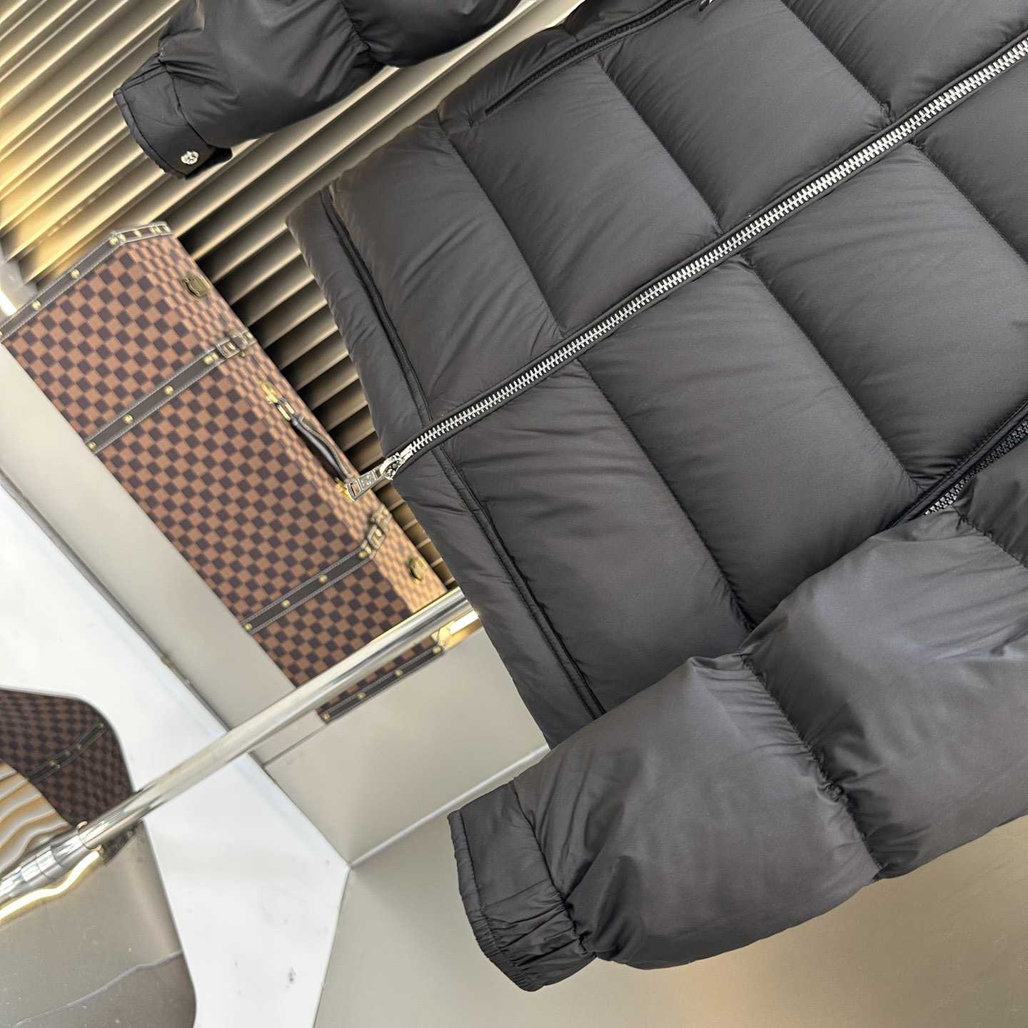 Moncler Poirier Puffer Jacket - DopestKickz