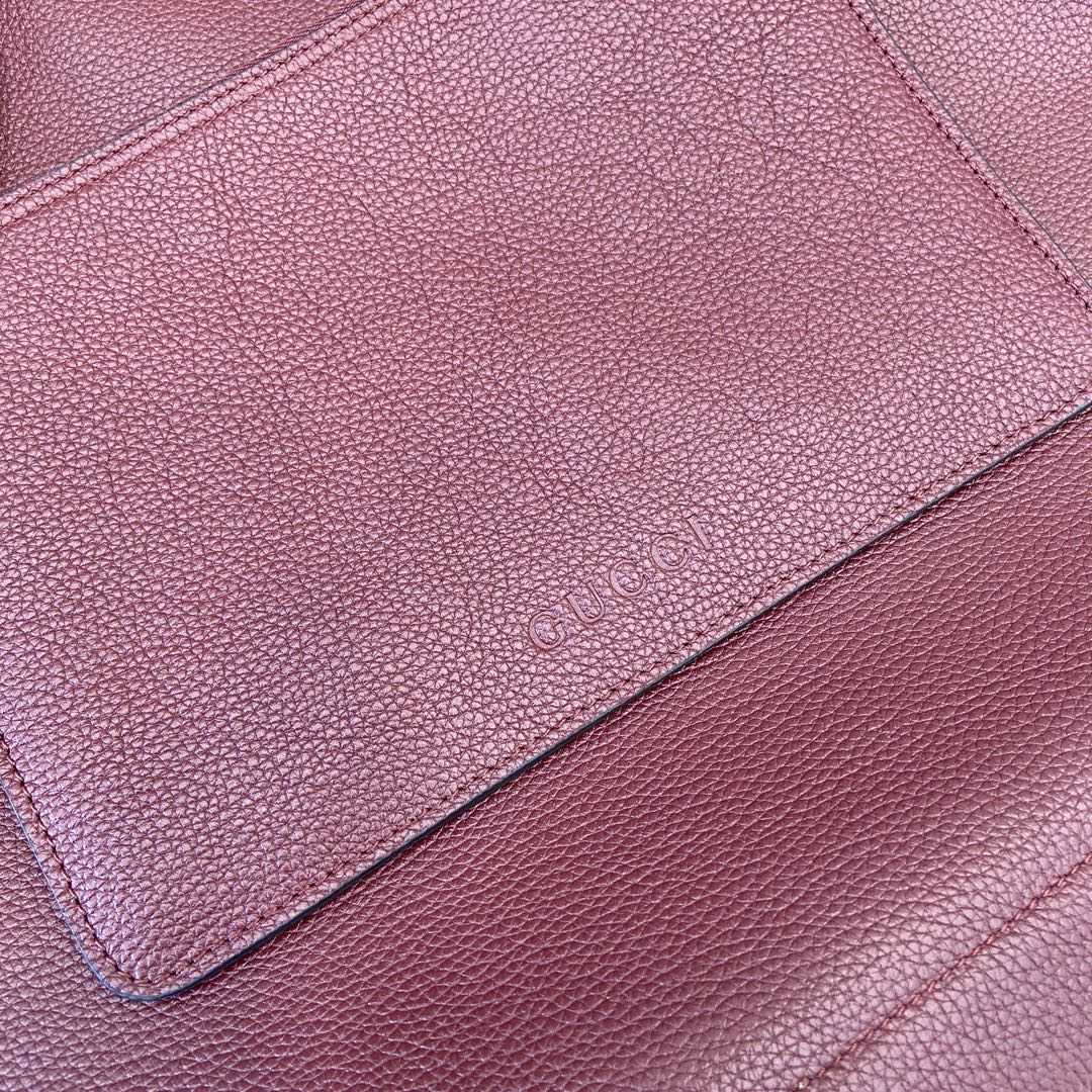 Gucci B Medium Shoulder Bag - DopestKickz