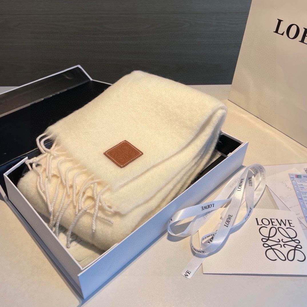 Loewe Scarf  - DopestKickz