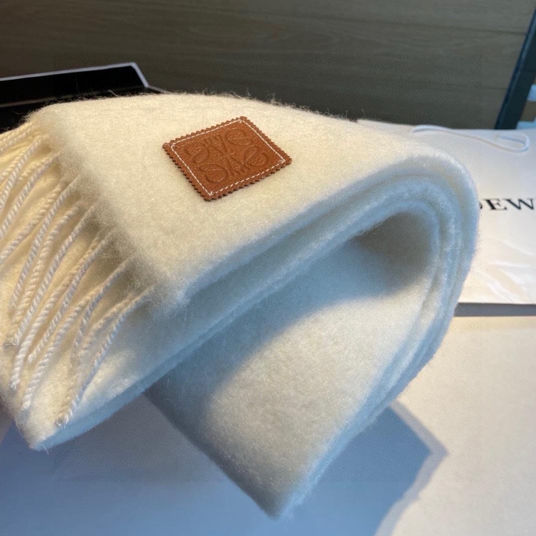 Loewe Scarf  - DopestKickz