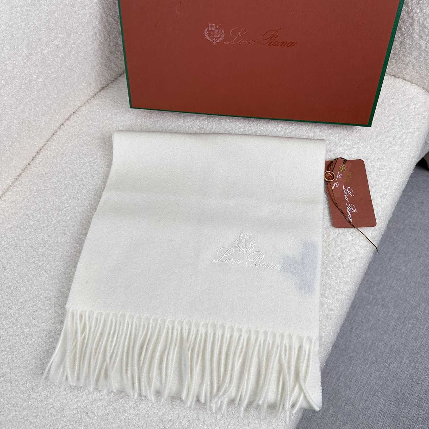 Loro Piana Grande Unita Scarf - DopestKickz