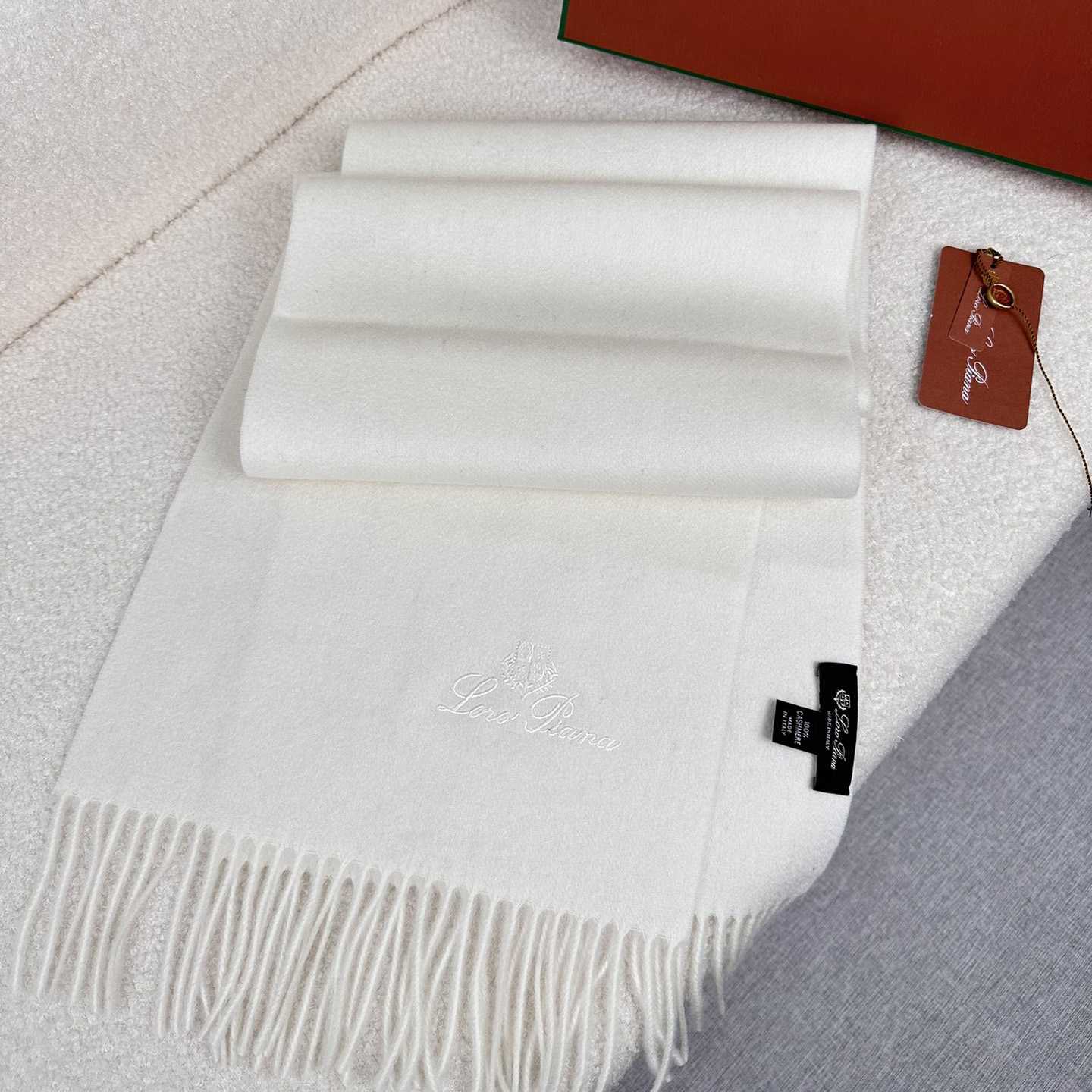 Loro Piana Grande Unita Scarf - DopestKickz