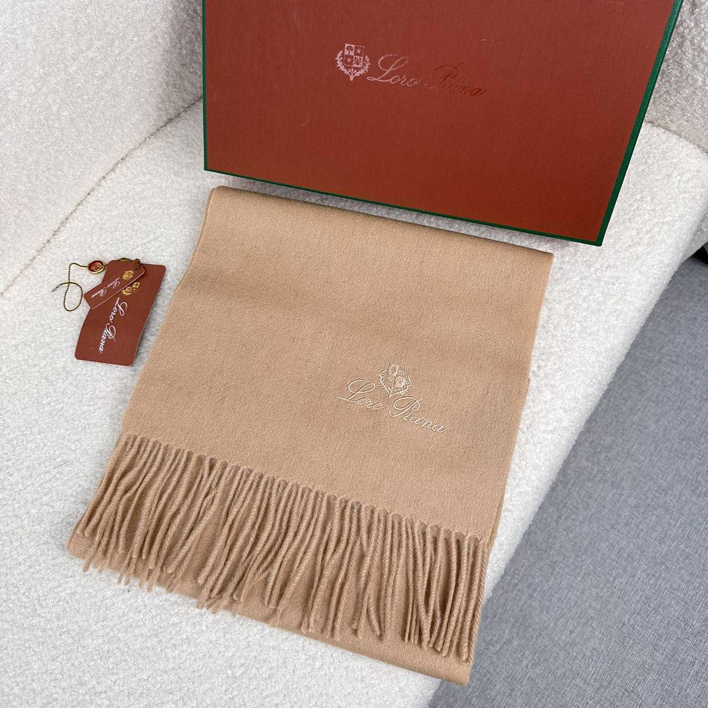 Loro Piana Grande Unita Scarf - DopestKickz