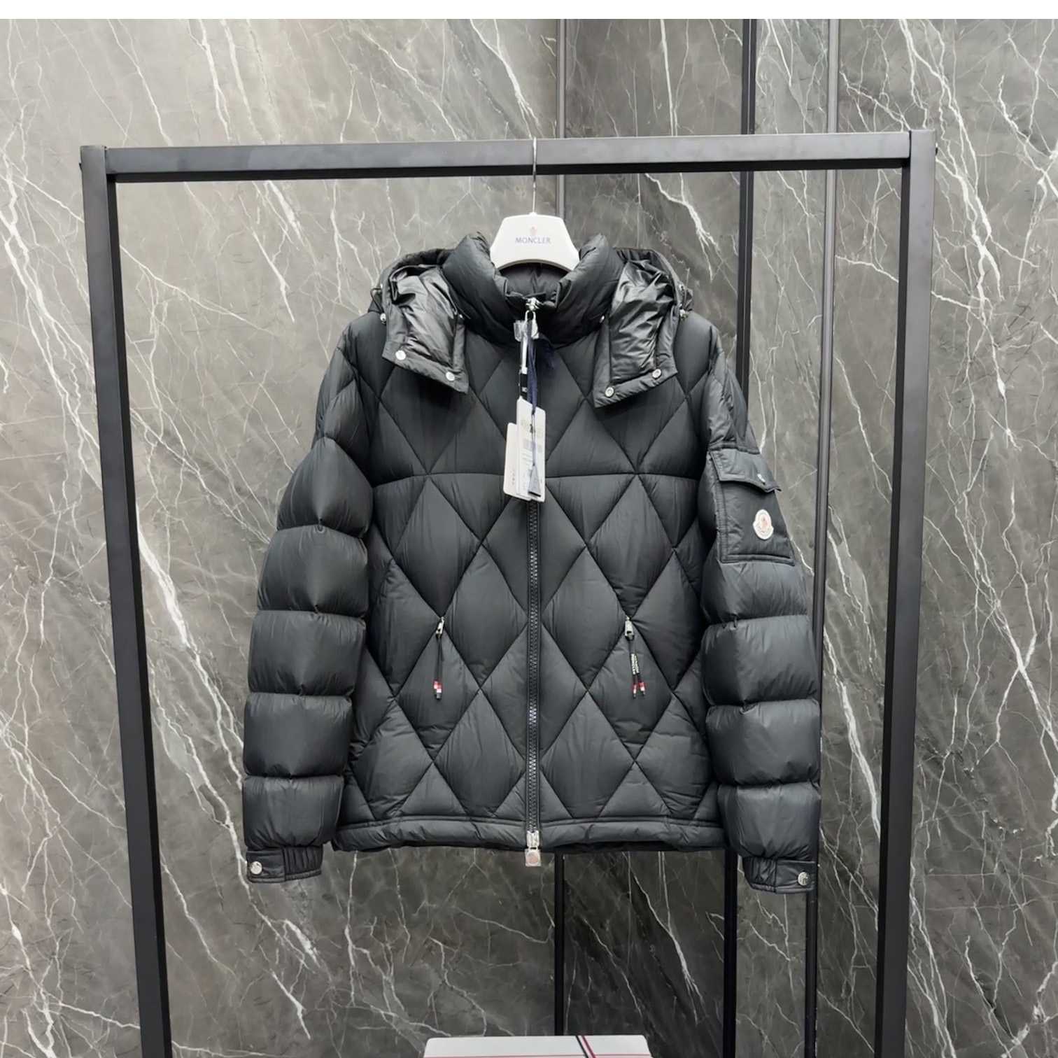 Moncler Averole Short Down Jacket - DopestKickz
