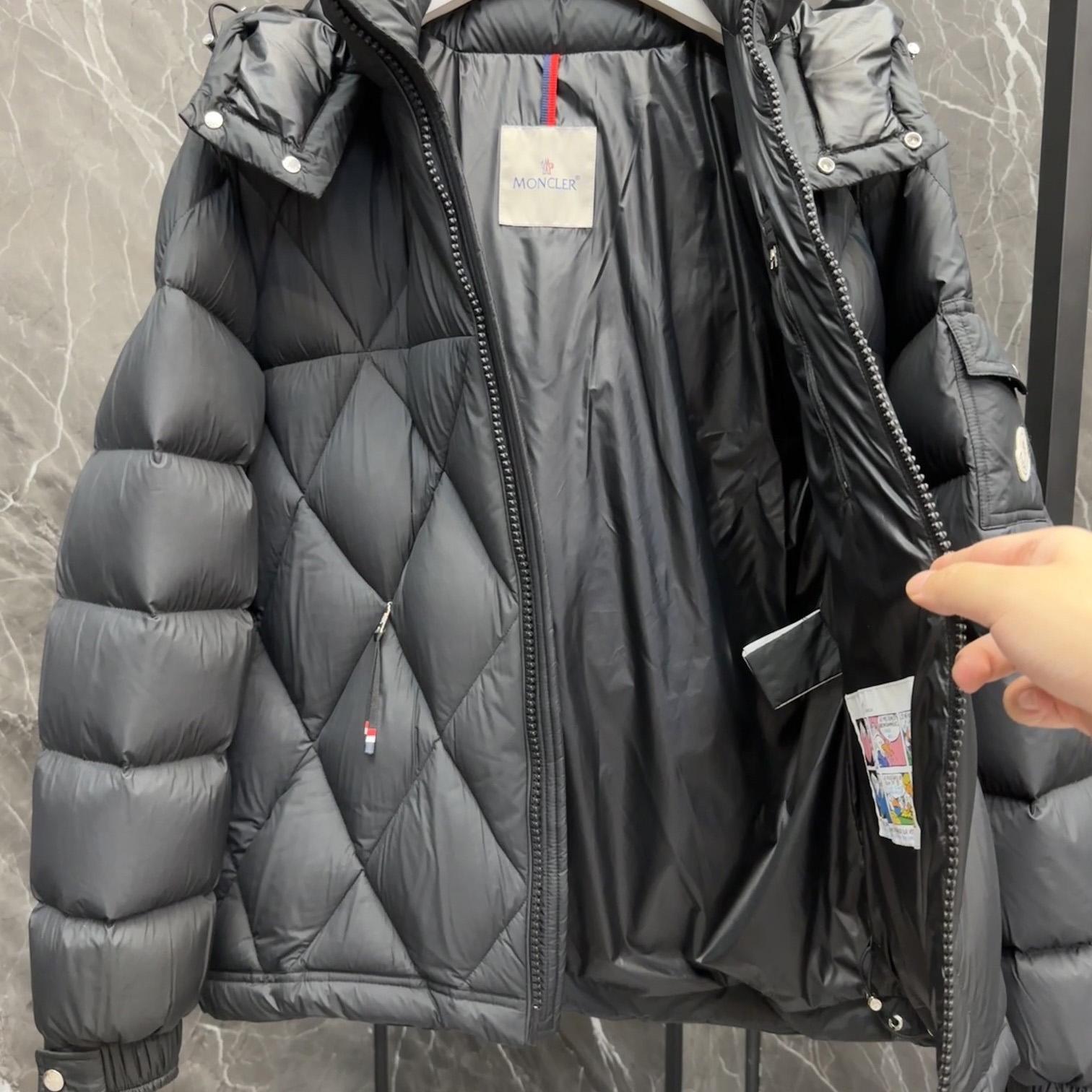 Moncler Averole Short Down Jacket - DopestKickz