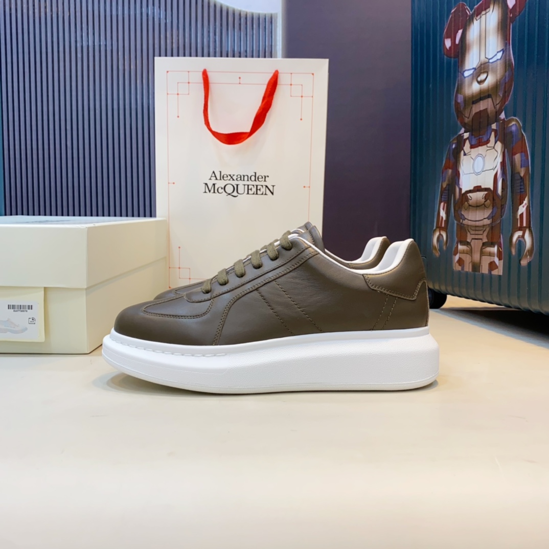Alexander Mqueen Oversized Sneakers - DopestKickz