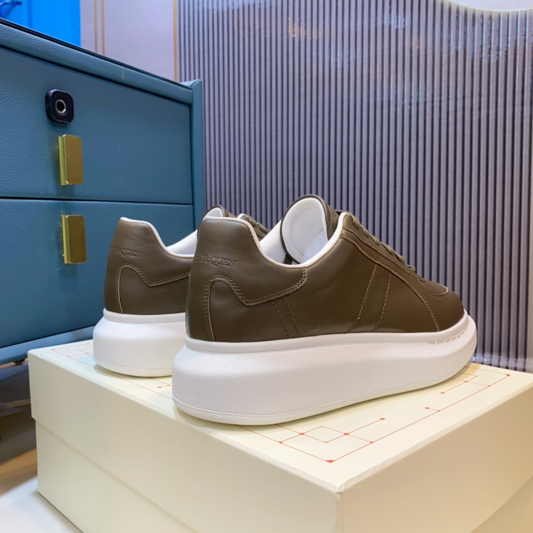 Alexander Mqueen Oversized Sneakers - DopestKickz