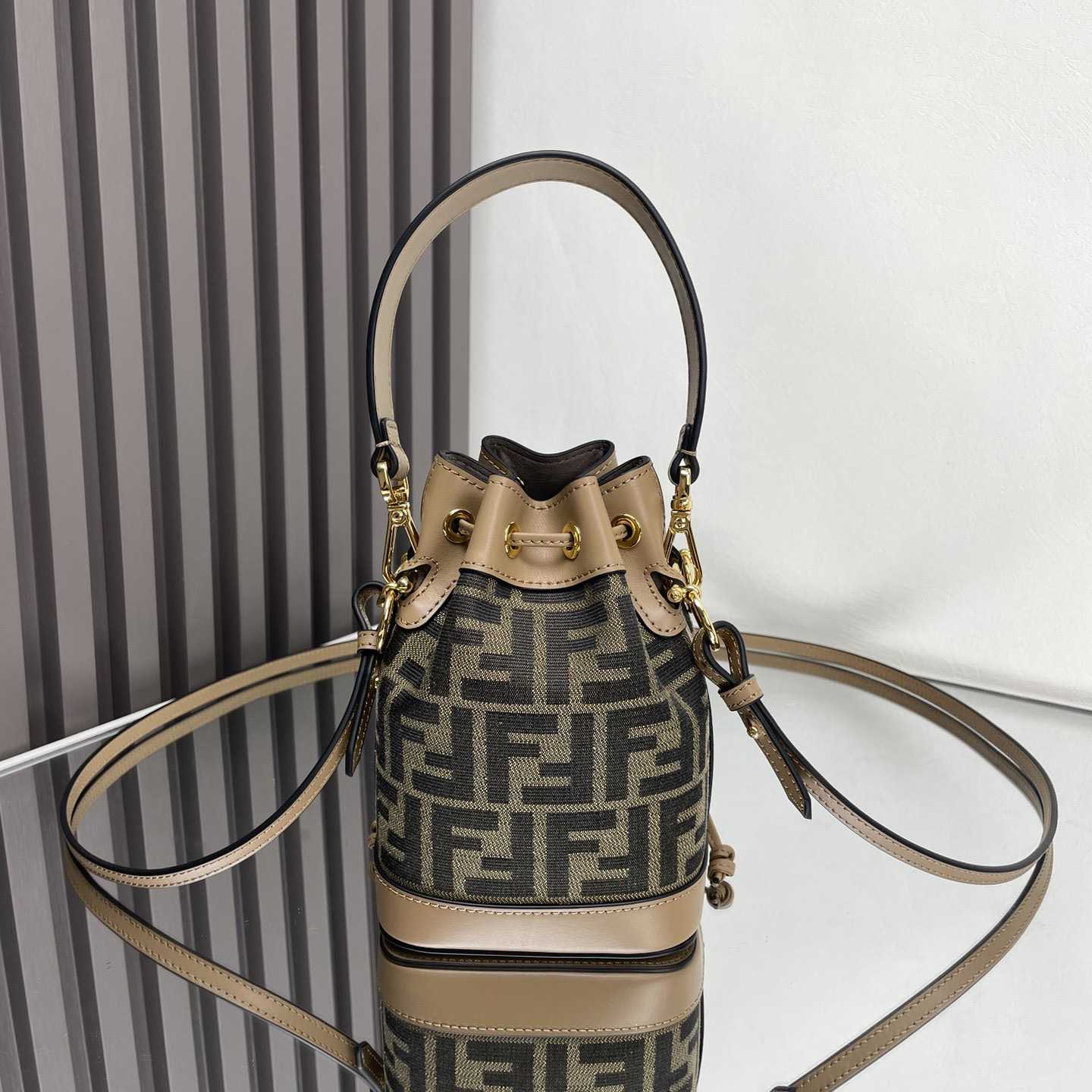 Fendi Small Mon Tresor Bucket  (18-12-10cm) - DopestKickz