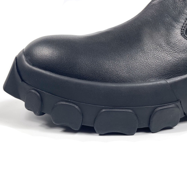 Rick Owens Beatle Bozo Tractor Boots - DopestKickz