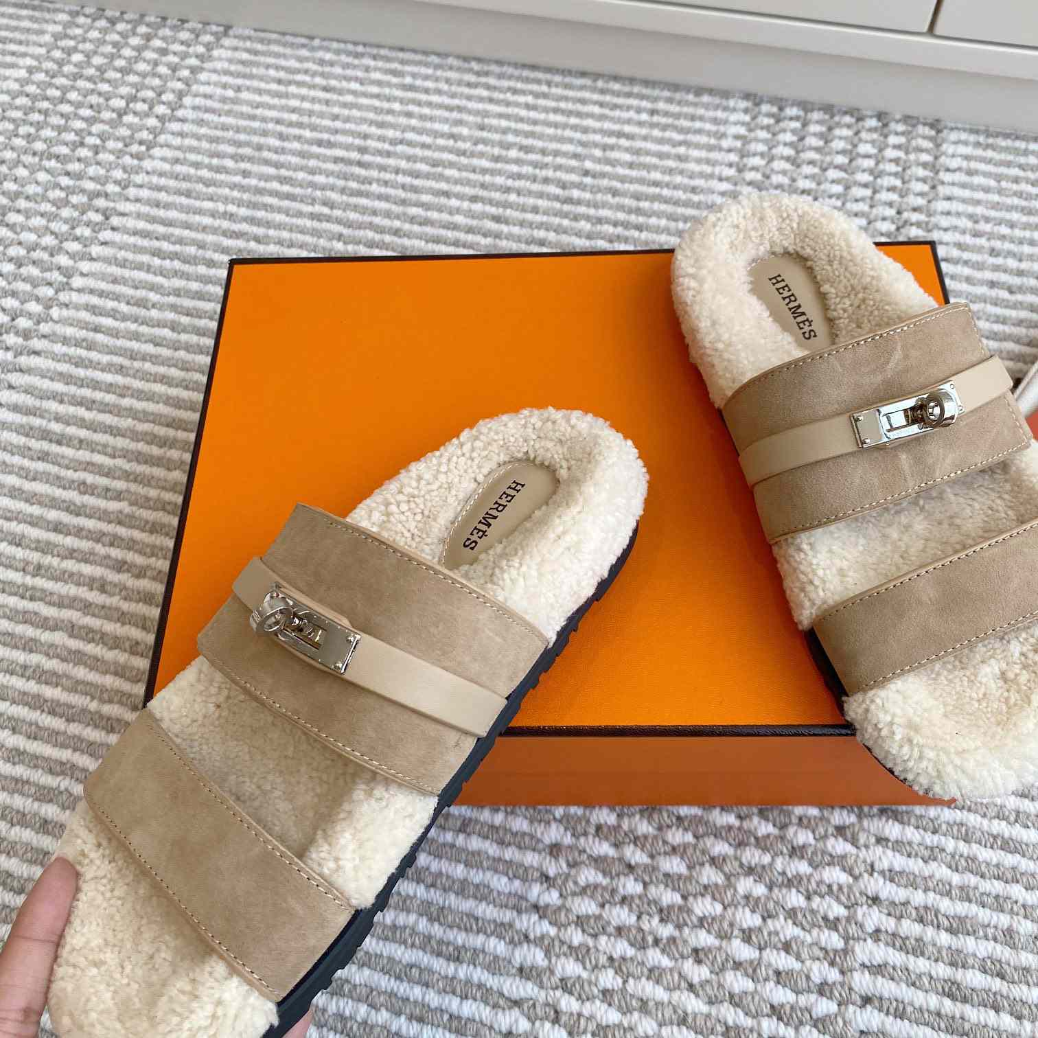 Hermes Kelly Sandal - DopestKickz