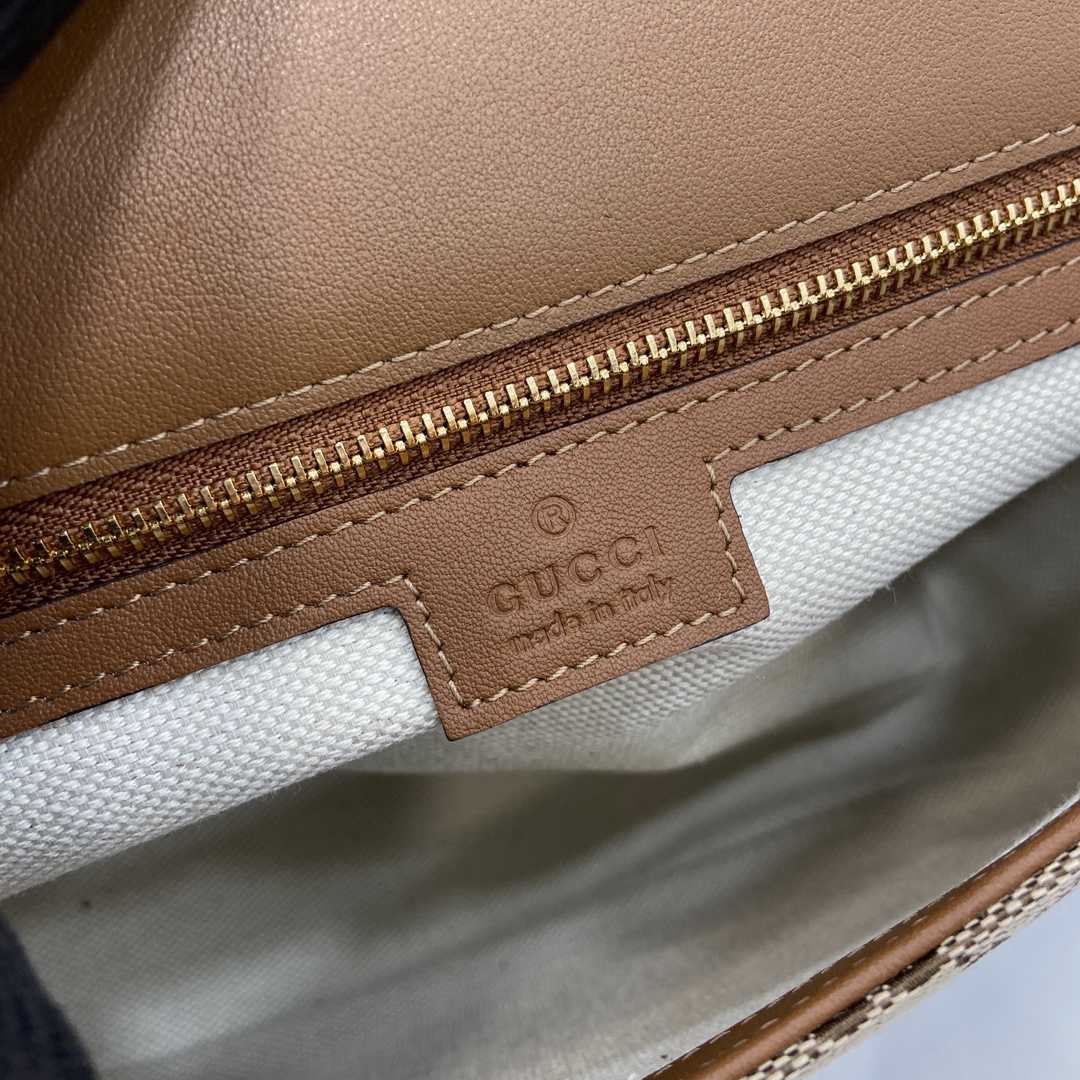 Gucci Blondie Medium Top Handle Bag - DopestKickz