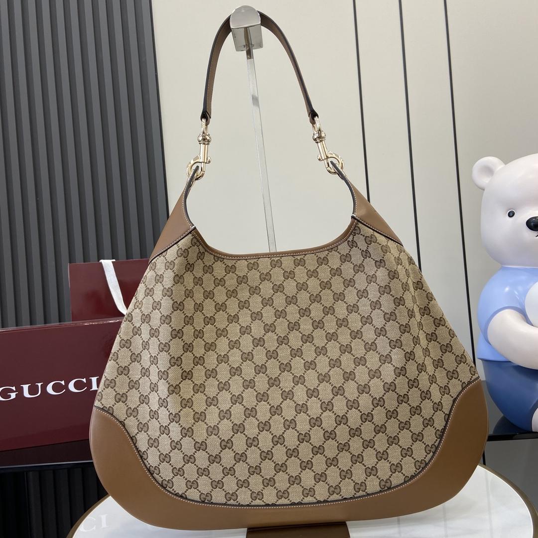 Gucci B Medium Shoulder Bag - DopestKickz
