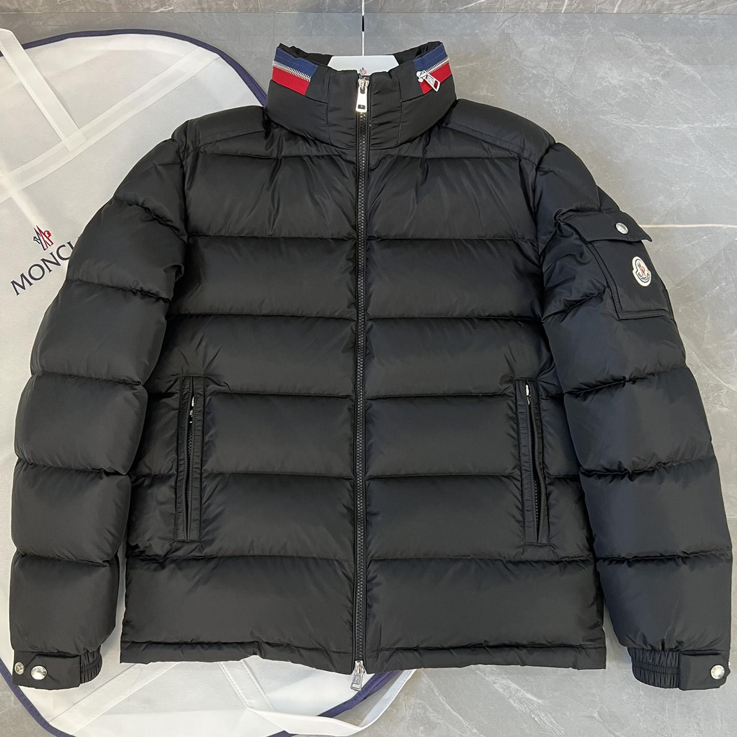 Moncler Bourne Short Down Jacket - DopestKickz