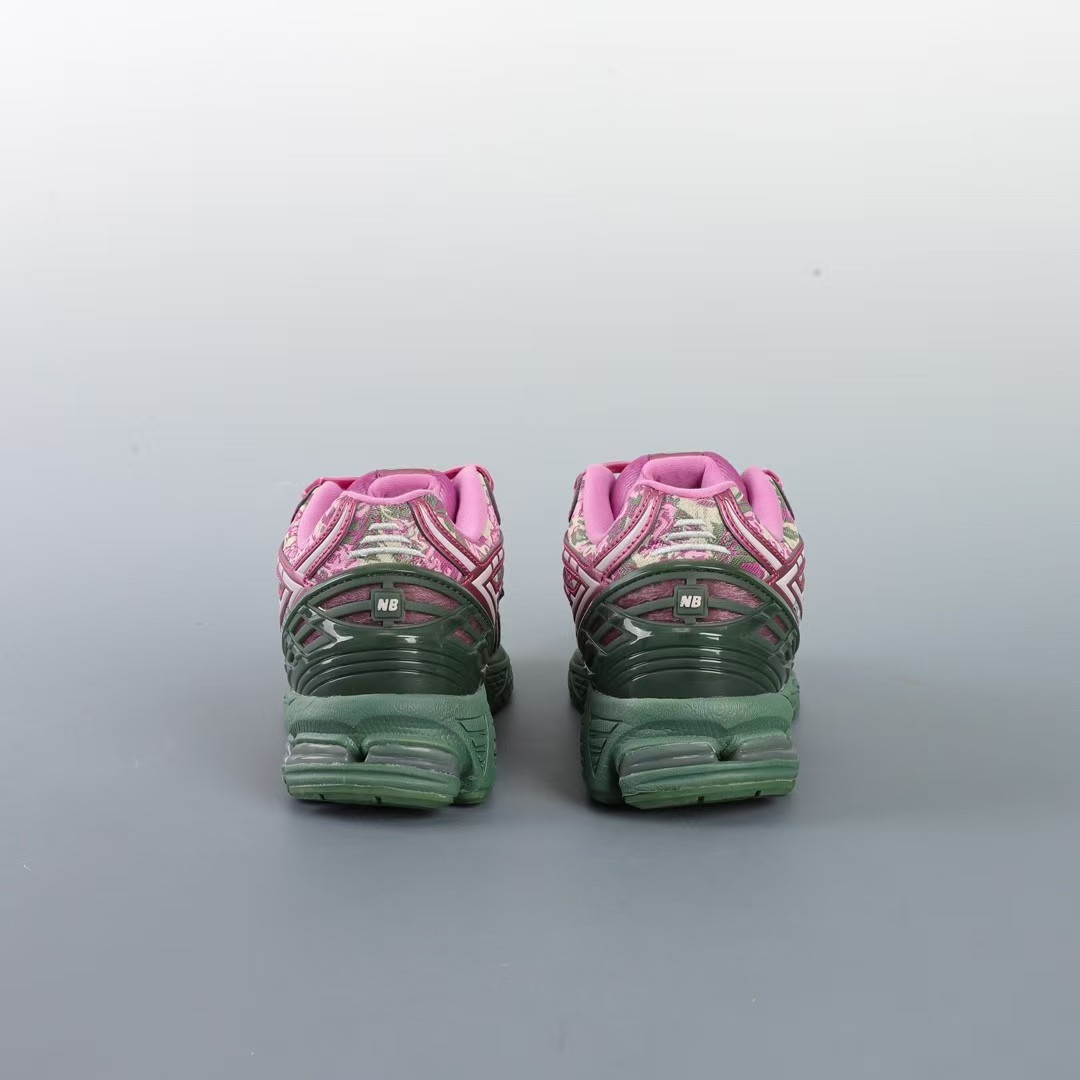 New Balance NB Sneakers      M1906RDB - DopestKickz