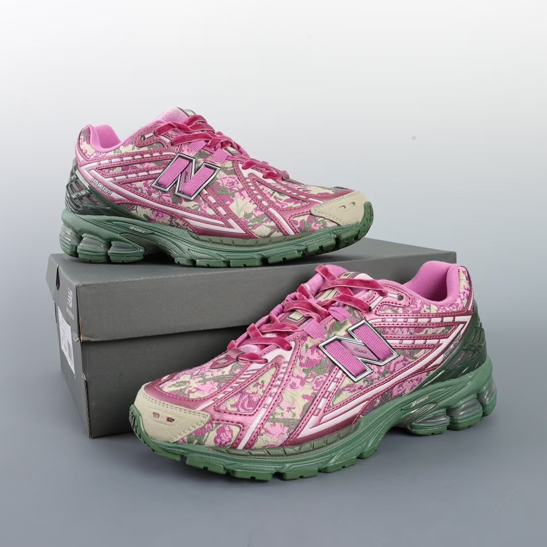 New Balance NB Sneakers      M1906RDB - DopestKickz