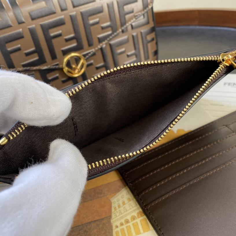 Fendi Envelope Clutch on Chain Zucca Embossed Leather （ 21-12-3.5cm ） - DopestKickz