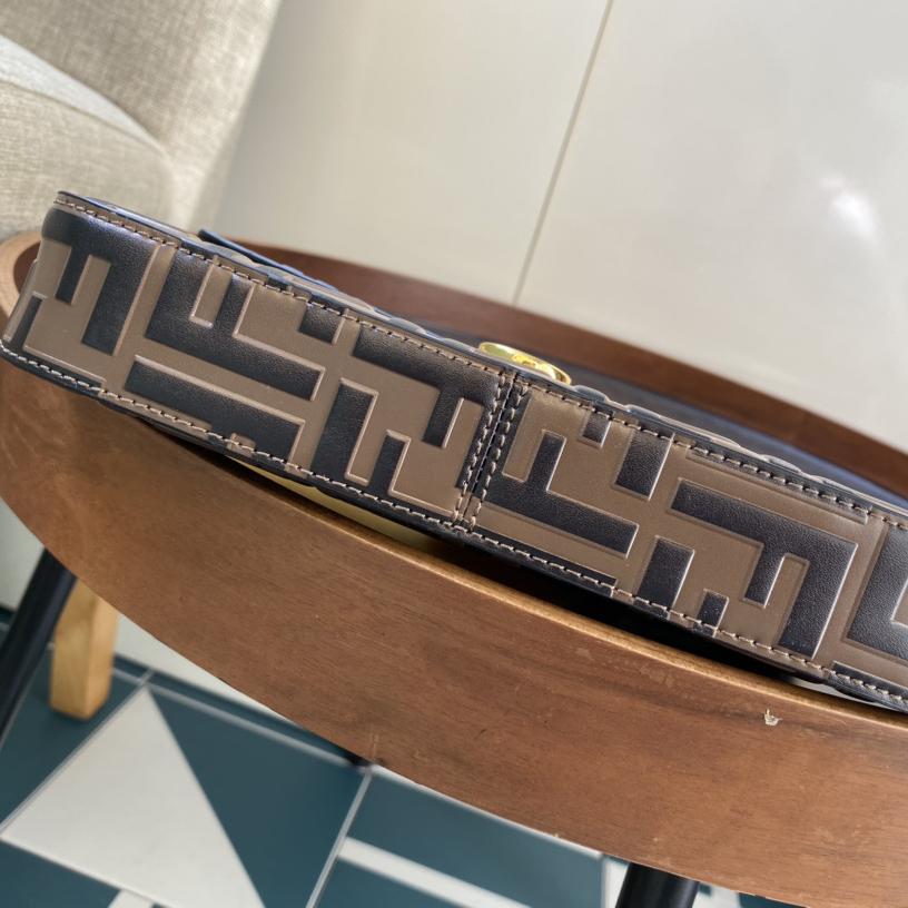 Fendi Envelope Clutch on Chain Zucca Embossed Leather （ 21-12-3.5cm ） - DopestKickz