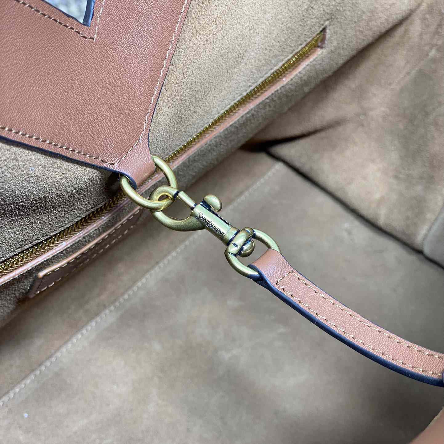 Saint Laurent Y Tote In Leather - DopestKickz