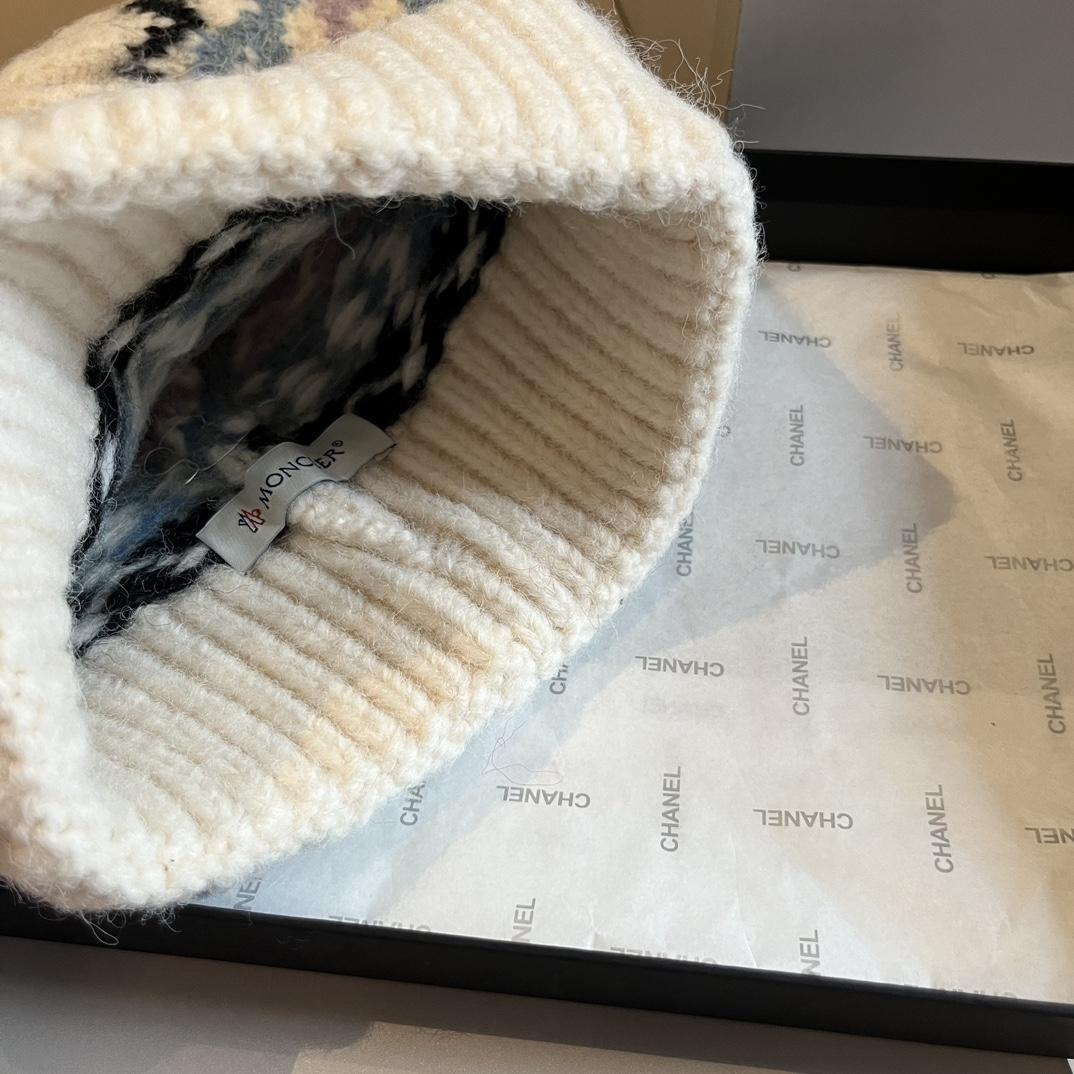 Moncler Beanie  - DopestKickz