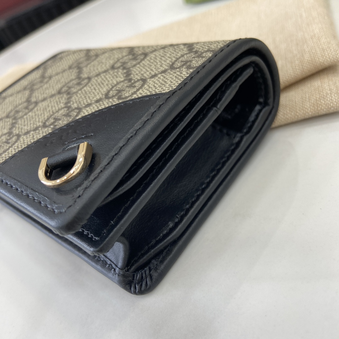 Gucci GG Emblem Mini Wallet - DopestKickz