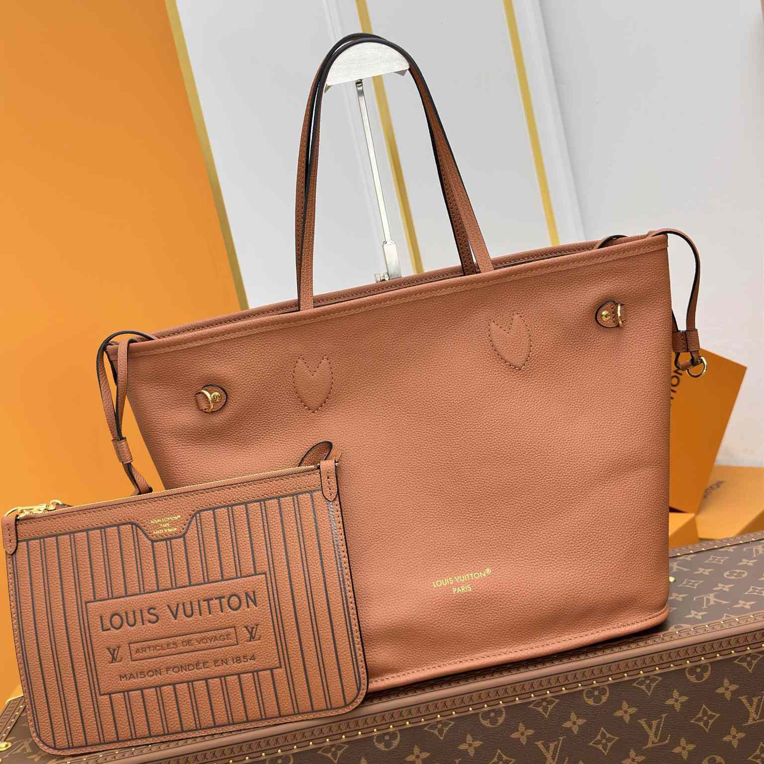 Louis Vuitton Neverfull Inside Out MM   M12061 - DopestKickz