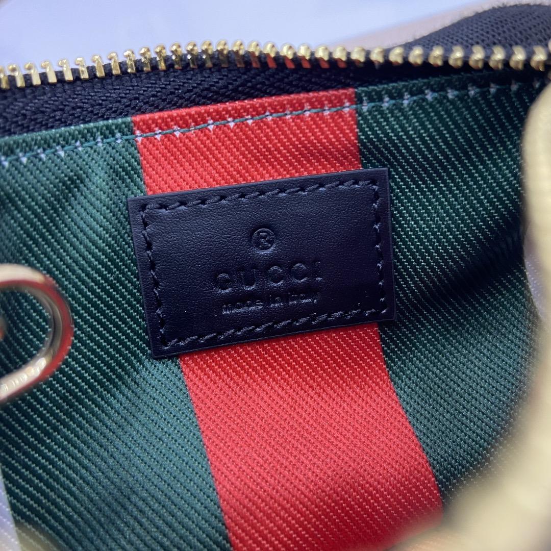 Gucci GG Emblem Key Case - DopestKickz
