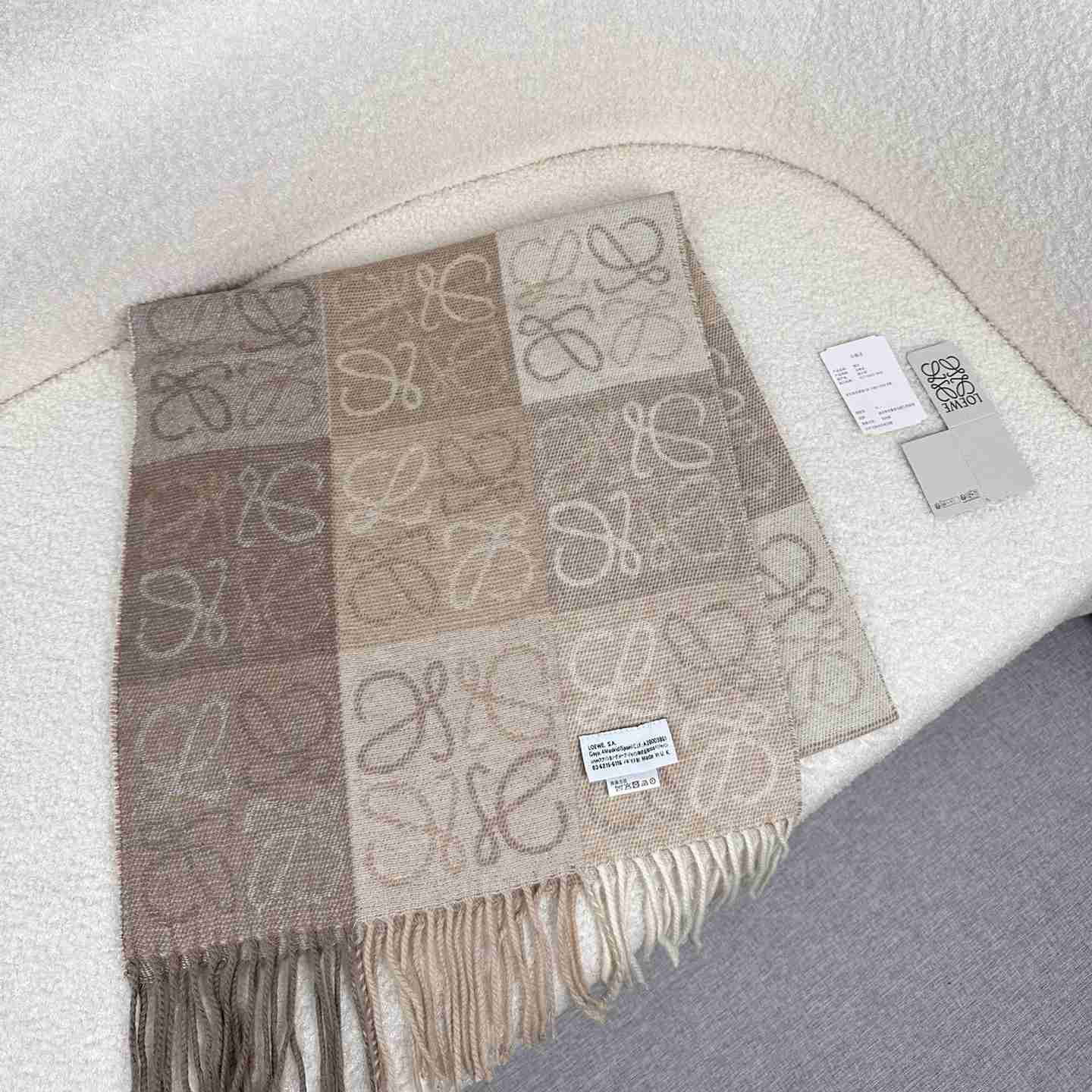Loewe Scarf   38x200cm - DopestKickz